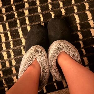 Cozy Black and Gray Women's Loved Slippers